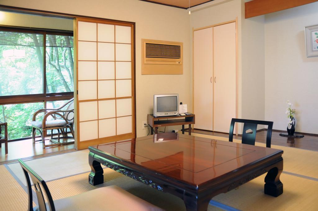 Choseikan Fujieda Стая снимка