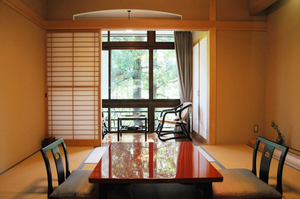 Choseikan Fujieda Стая снимка