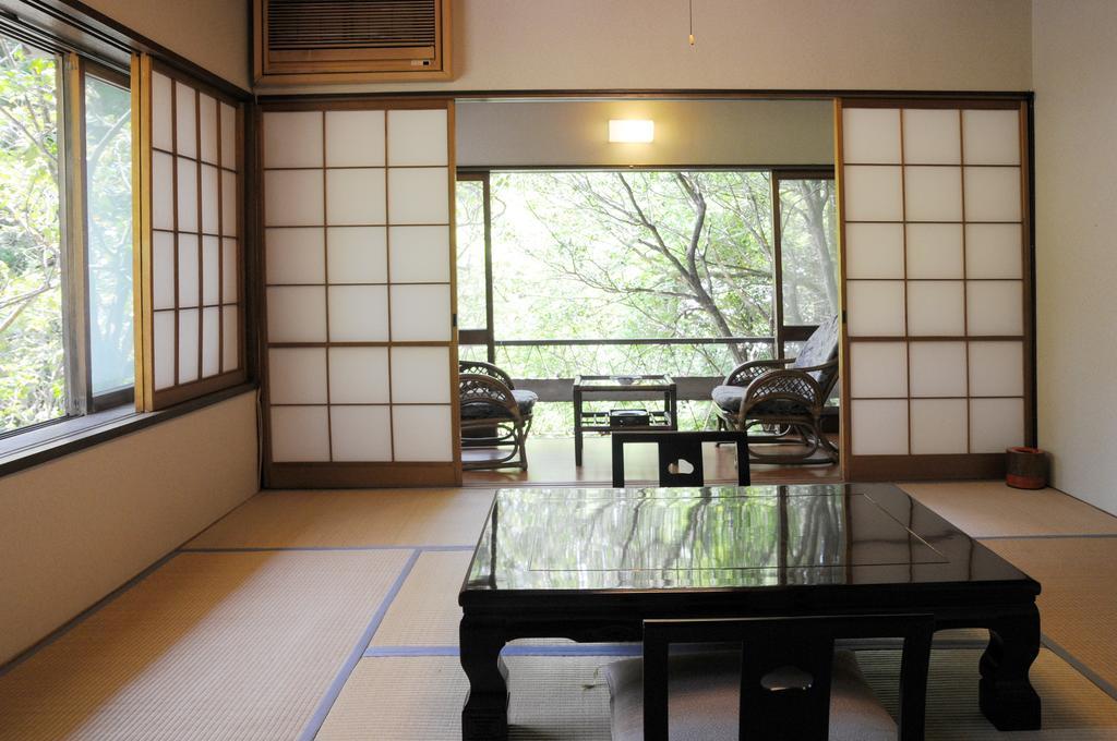 Choseikan Fujieda Стая снимка